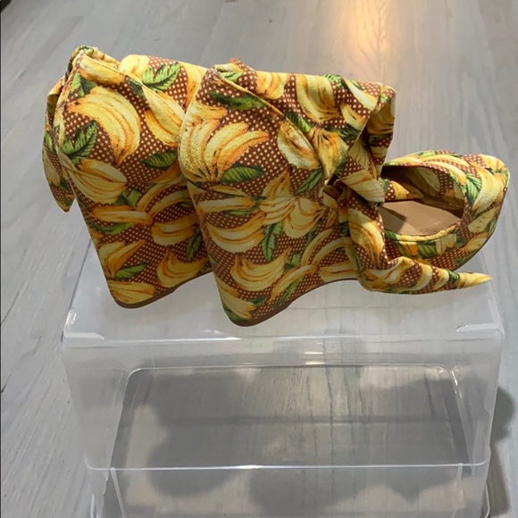 Pin-Up stars Suede platform! Banana - Picture 5 of 8